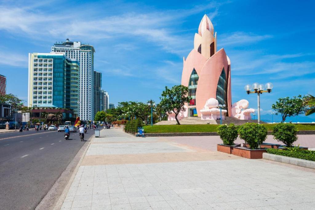 Den Long Do Hotel Nha Trang Exterior foto