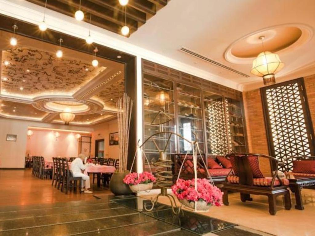 Den Long Do Hotel Nha Trang Exterior foto