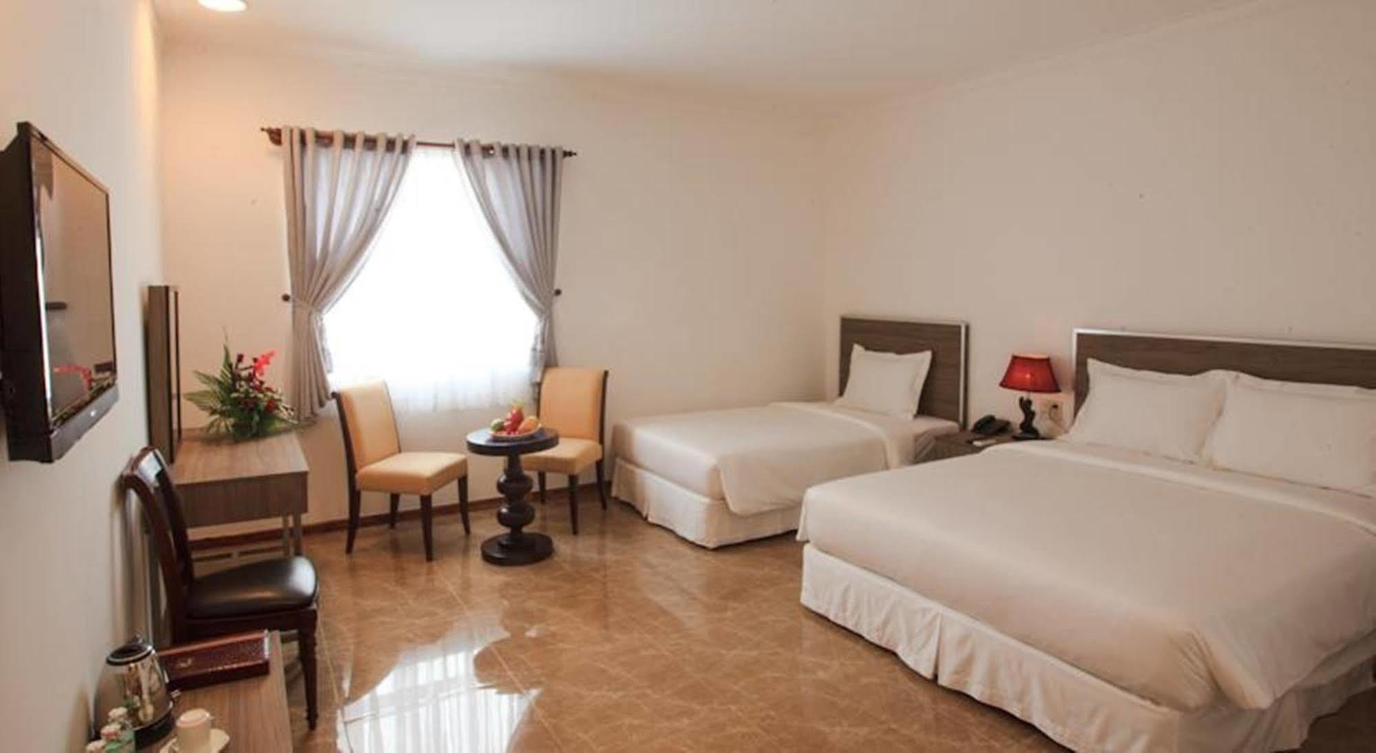 Den Long Do Hotel Nha Trang Exterior foto